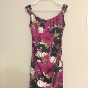 M London dress  Size 4